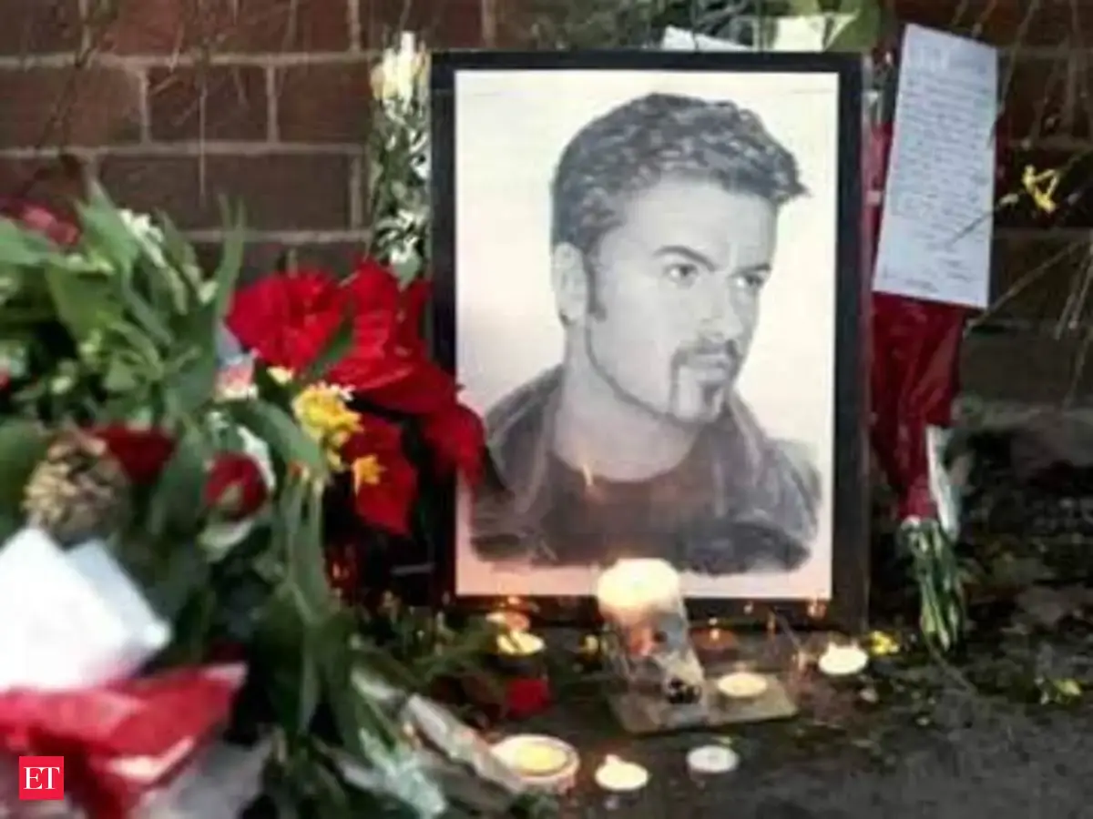 George Michael: Pop superstar George Michael dies at age 53 - The ...