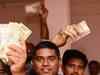 President Pranab Mukherjee clears currency ban ordinance; Here's who can deposit old notes