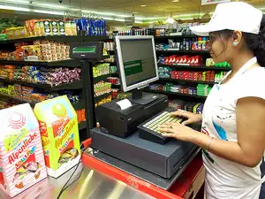 Heritage Foods has been increasing its milk parlours across markets over last several months, while Hatsun Agro is looking to triple its small format network to around 3,000 parlours by 2017-end from 1,000 parlours now. Heritage Foods has been increasing its milk parlours across markets over last several months, while Hatsun Agro is looking to triple its small format network to around 3,000 parlours by 2017-end from 1,000 parlours now.