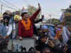 Arvind Kejriwal spends his Lohri with Jalandhar traders