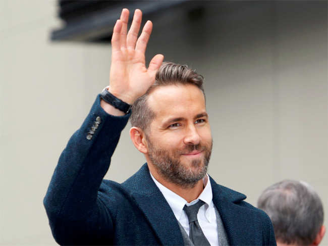 Ryan Reynolds named Harvard's Hasty Pudding Man of the Year 2017 - The ...