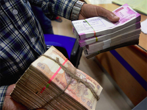 Banks will now report deposits of Rs 10 lakh/year, cash payment of Rs 1 lakh on credit card ...