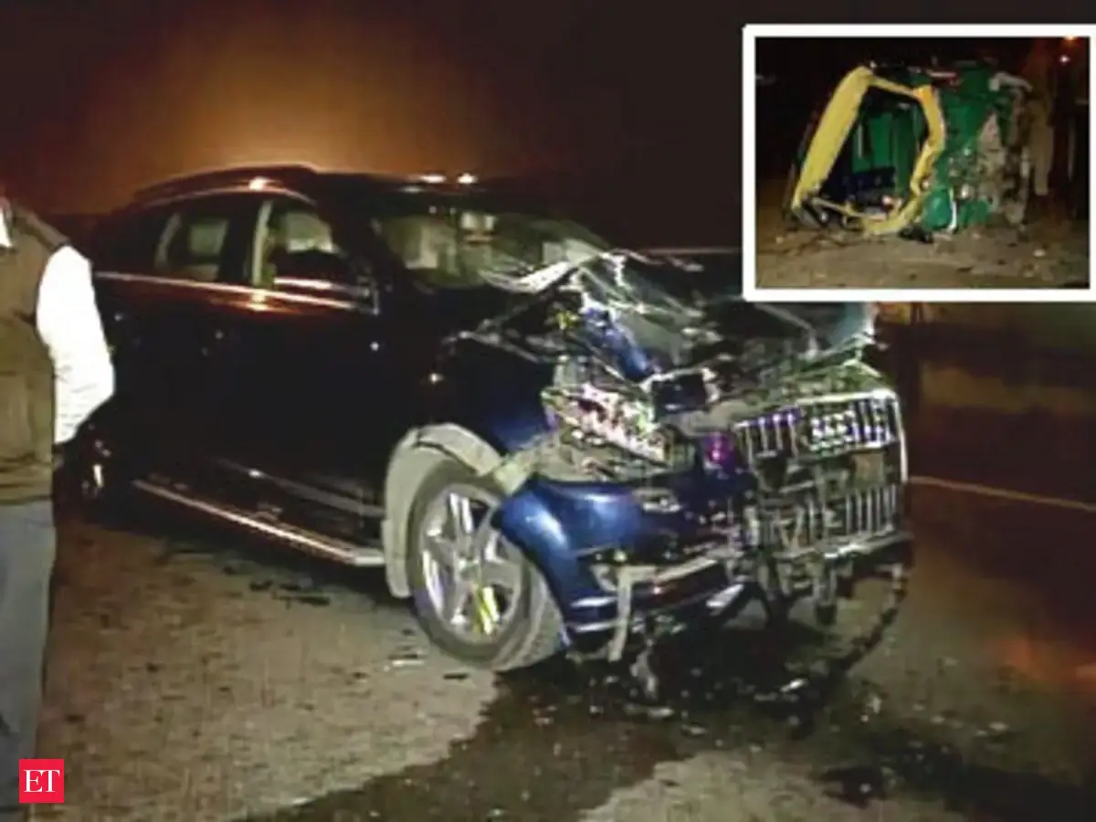 Ghaziabad: Speeding car rams into auto, four killed - The Economic ...