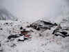 Five soldiers rescued from avalanche in Macchil sector die