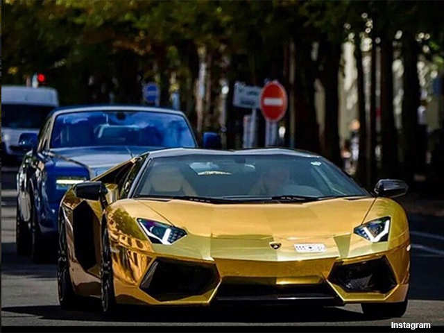 It's a gold car