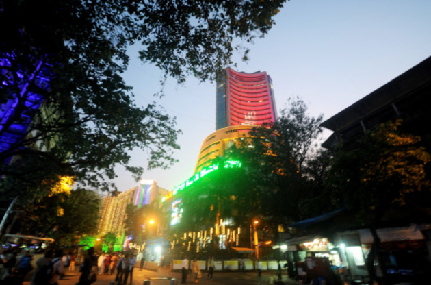 Sensex gives up all gains after gyrating 360 pts; Nifty slips below 8,900