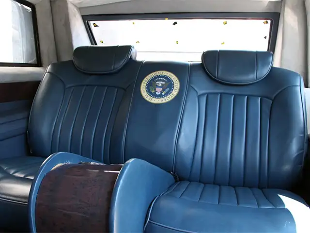 Meet The Beast Donald Trump S New Proof Car That Carries What S Inside