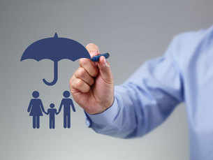 Here's how to resolve issues with an insurance company