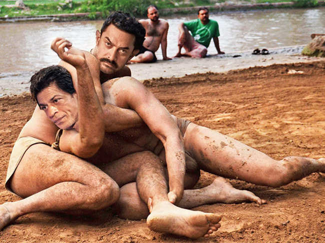 Shah Rukh Khan: Is Shah Rukh Khan losing the battle of Khans? - The  Economic Times