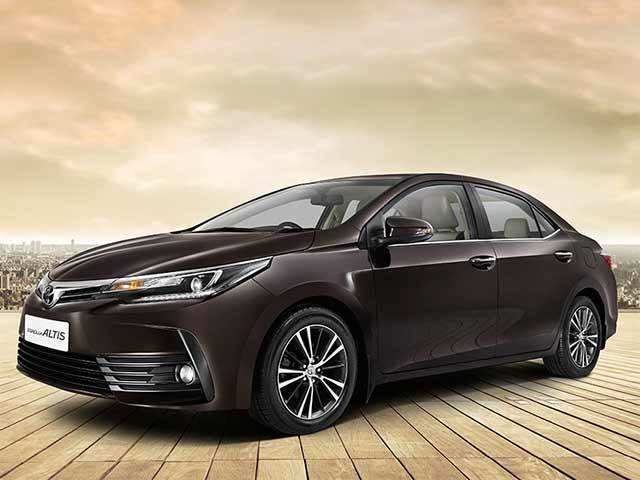 New Corolla Altis Price Toyota Launches New Corolla Altis