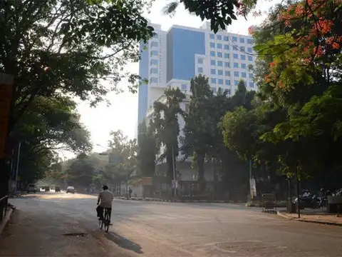 Raj Bhavan Road
