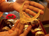 Gold refining picks up as smuggling falls after note ban