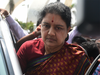 AIADMK sees a flurry of activities as move to oust Sasikala clan from party gains momentum