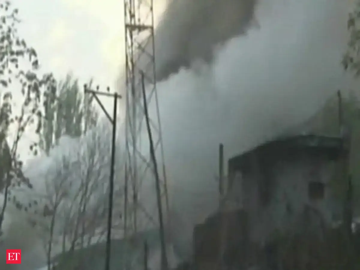 Fire at Army camp in Baramulla, no casualty reported - The Economic ...