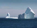 Gigantic iceberg passes through Canadian town