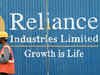 RIL beats Street again, GRM up at $11.5, profit grows 11.54% YoY