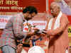 Aamir Khan attends award show after 16 years, receives Vishesh Puraskar for 'Dangal'