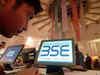 Sensex holds 30k amid consolidation