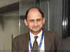 RBI deputy governor Viral Acharya suggests privatising some lenders