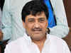 Ashok Chavan accuses CM of favouring BJP-controlled co-op banks