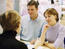 ET talks to experts for tips to maintain effective communication with employees.