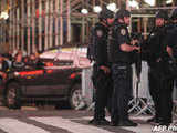 Bomb scare shuts down New York's Times Square