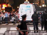 Bomb scare shuts down New York's Times Square