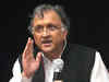 Ramachandra Guha's 7-point letter questions Dhoni's Grade A ranking