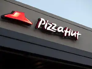 In 2015, the consortium led by Samara Capital had consolidated the Southern India stores of Yum Foods, the company that owns the brands KFC, Pizza Hut and Taco Bell. In 2015, the consortium led by Samara Capital had consolidated the Southern India stores of Yum Foods, the company that owns the brands KFC, Pizza Hut and Taco Bell.