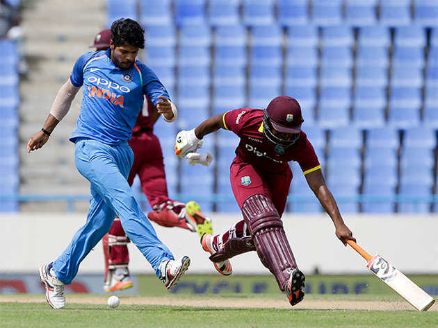 India vs West Indies Live Cricket Score: India restrict West Indies to 189/9