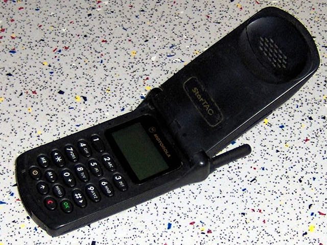 SALE 1990s 90s Vintage Flip Phone Samsung Cingular Black Mobile Cell Phone  Cellular Mobile Phone Telephone Nice Free Ship 