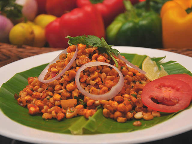 Hot Sweet Corn Fried Chaat With Peanuts