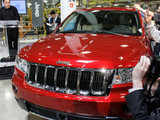 Chrysler CEO visits assembly plant