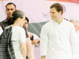 Sonia Gandhi, Rahul Gandhi cast vote in Presidential election