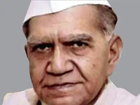 Fakhruddin Ali Ahmed (1974 - 1977)