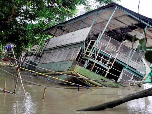 Ghat submerged in Guwahati