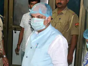 The linking of oxygen shortage to any of the deaths in Gorakhpur has not been established so far, with experts saying proving such alink is very difficult in the absence of a post-mortem. The linking of oxygen shortage to any of the deaths in Gorakhpur has not been established so far, with experts saying proving such alink is very difficult in the absence of a post-mortem.