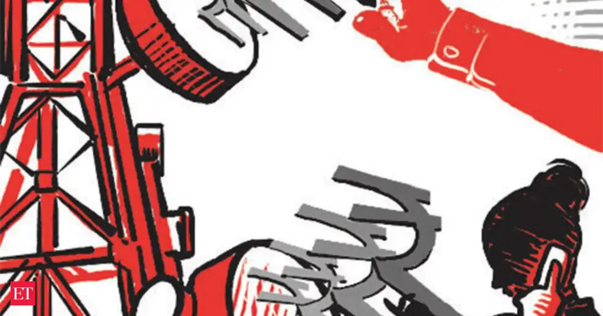 reliance jio: Jio effect: Q1 adjusted revenues of Top 3 telcos fall 4.7 ...