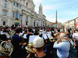 Artists protest cultural cuts by Italian Govt