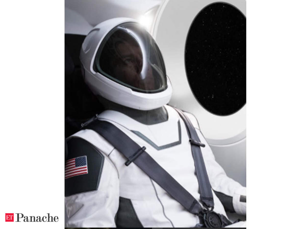 Nasa Spacesuit Nasa S New Spacesuit Can Withstand Over 120 C Removes Toxic Gases And Regulates Temperature