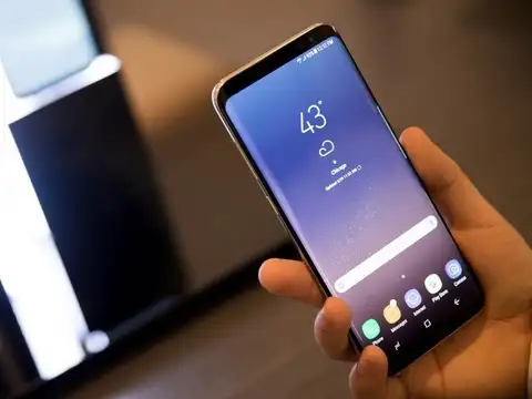 Samsung Galaxy S8 Rs 57,900