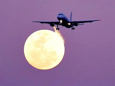 Monitoring airlines