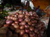 Government extends stock limit on onion till Dec 2017