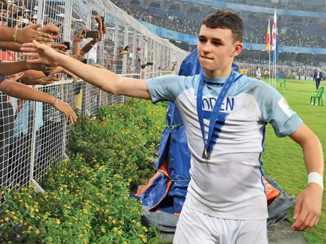phil foden: U-17 World Cup stars Phil Foden and Rhian ...