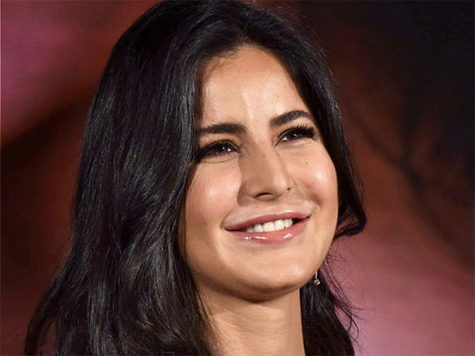 Katrina Kaif: Katrina Kaif gets clean chit on cash ‘deal' - The