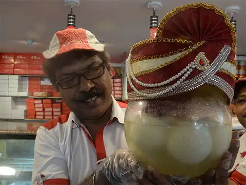 The first rasogollas