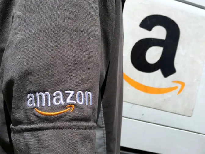 Amazon agents ask for Aadhaar; experts say it could lead to privacy issues