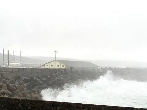 Turbulent sea
