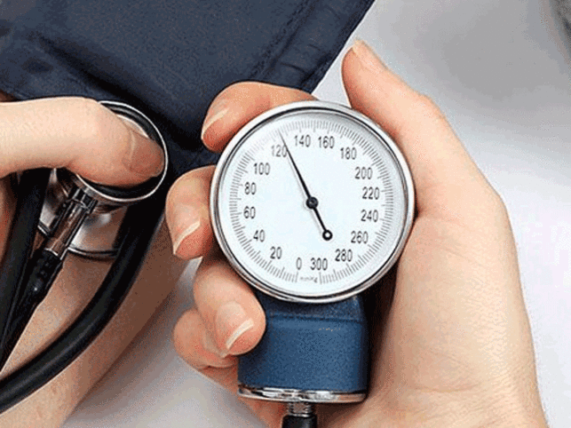 Blood pressure starts dropping 14 years before death