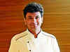 Vikas Khanna may have set up shop in NY, but he feels chefs in India have a unique opportunity